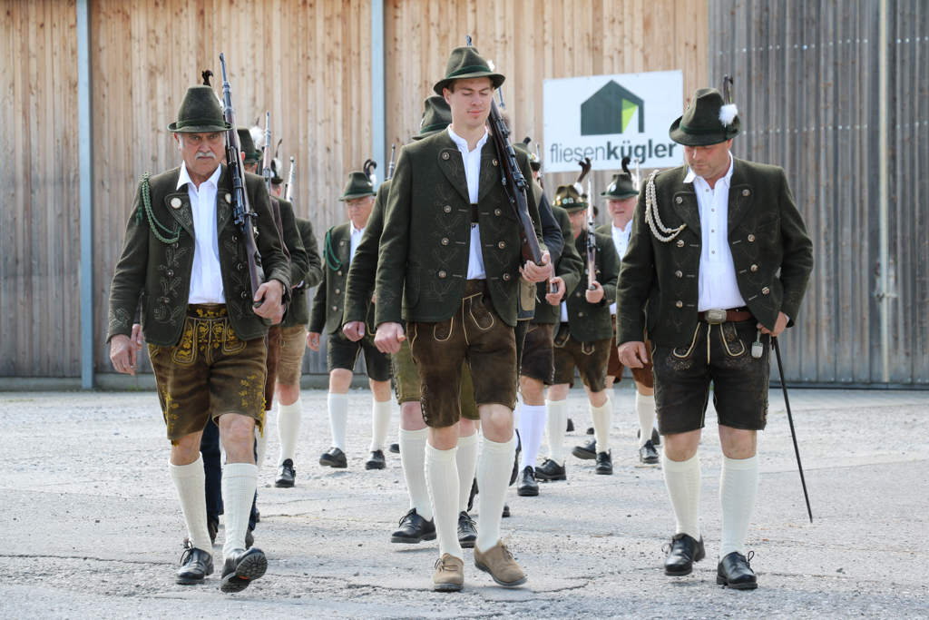 Der Salutzug geht Baden – Jahresübung 2017