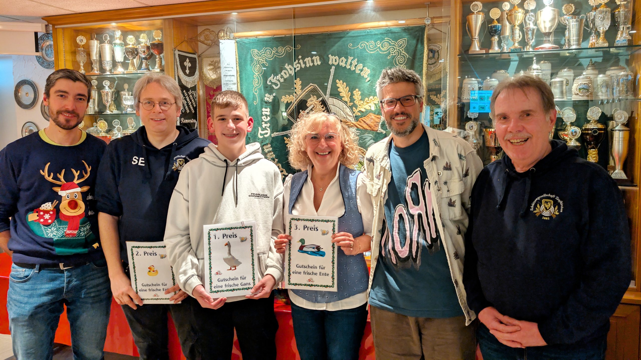 Jugend gewinnt bei Gans-Schießen