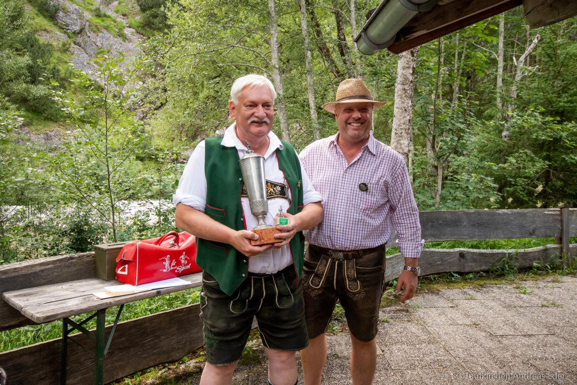 Abteilung Großkaliber beim Schießausflug in Achenkirch